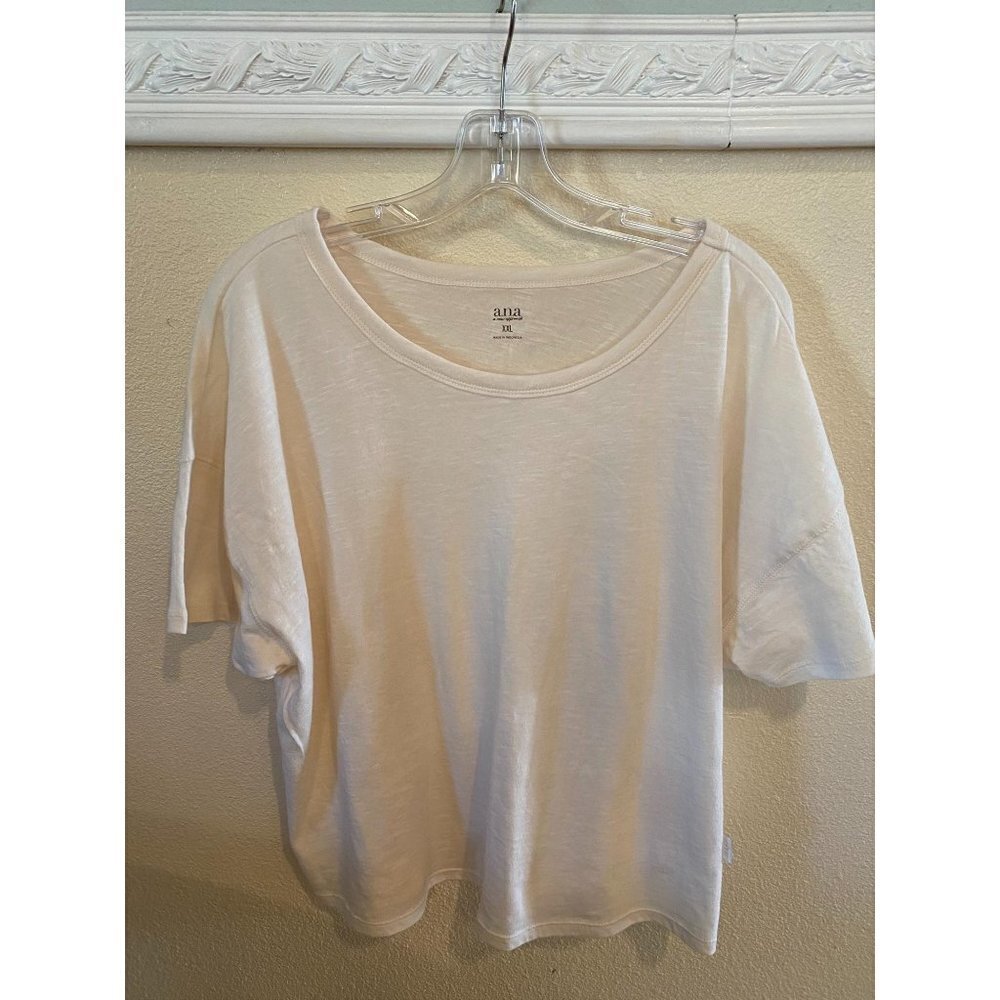 a.n.a A New Approach Ivory crop t-shirt, size XXL